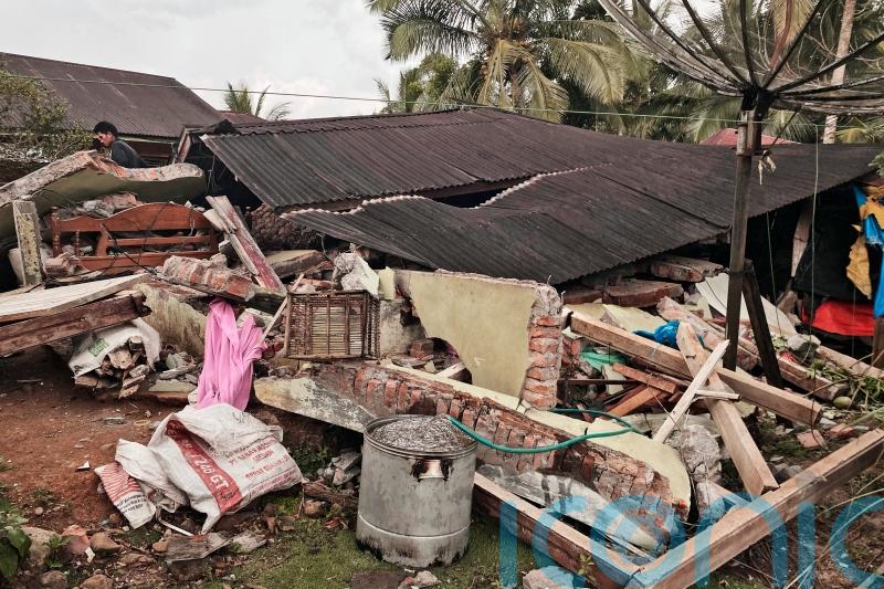At least 10 dead in Indonesia earthquake as search continues