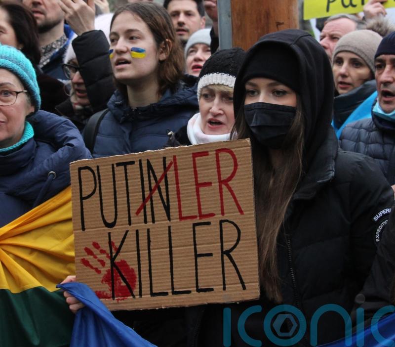 Dozens rally again in Dublin against Russian invasion