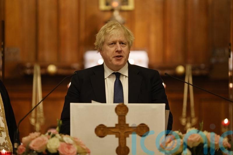 Immediate family members will be able to join Ukrainians in UK, PM announces