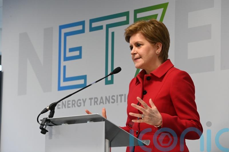 Sturgeon calls for ban of Russian oil tanker due to dock in Orkney