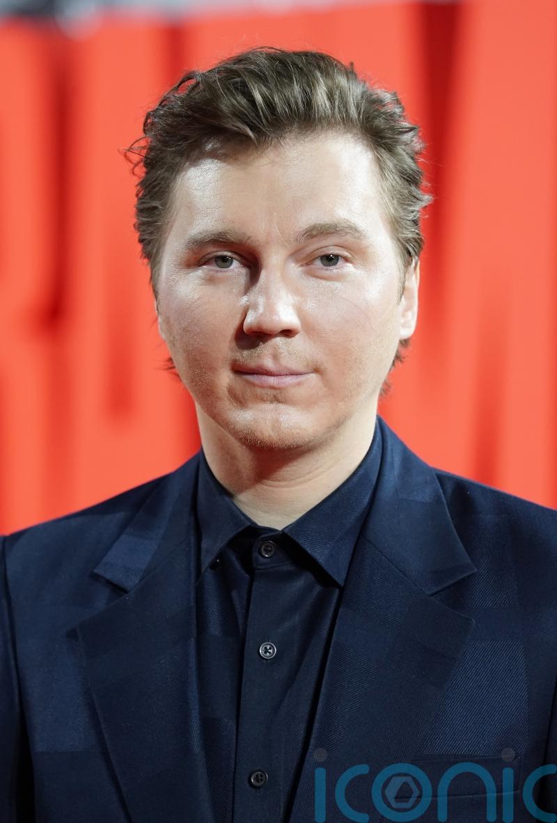 Paul Dano offers disclaimer to fans wanting to recreate his Riddler costume