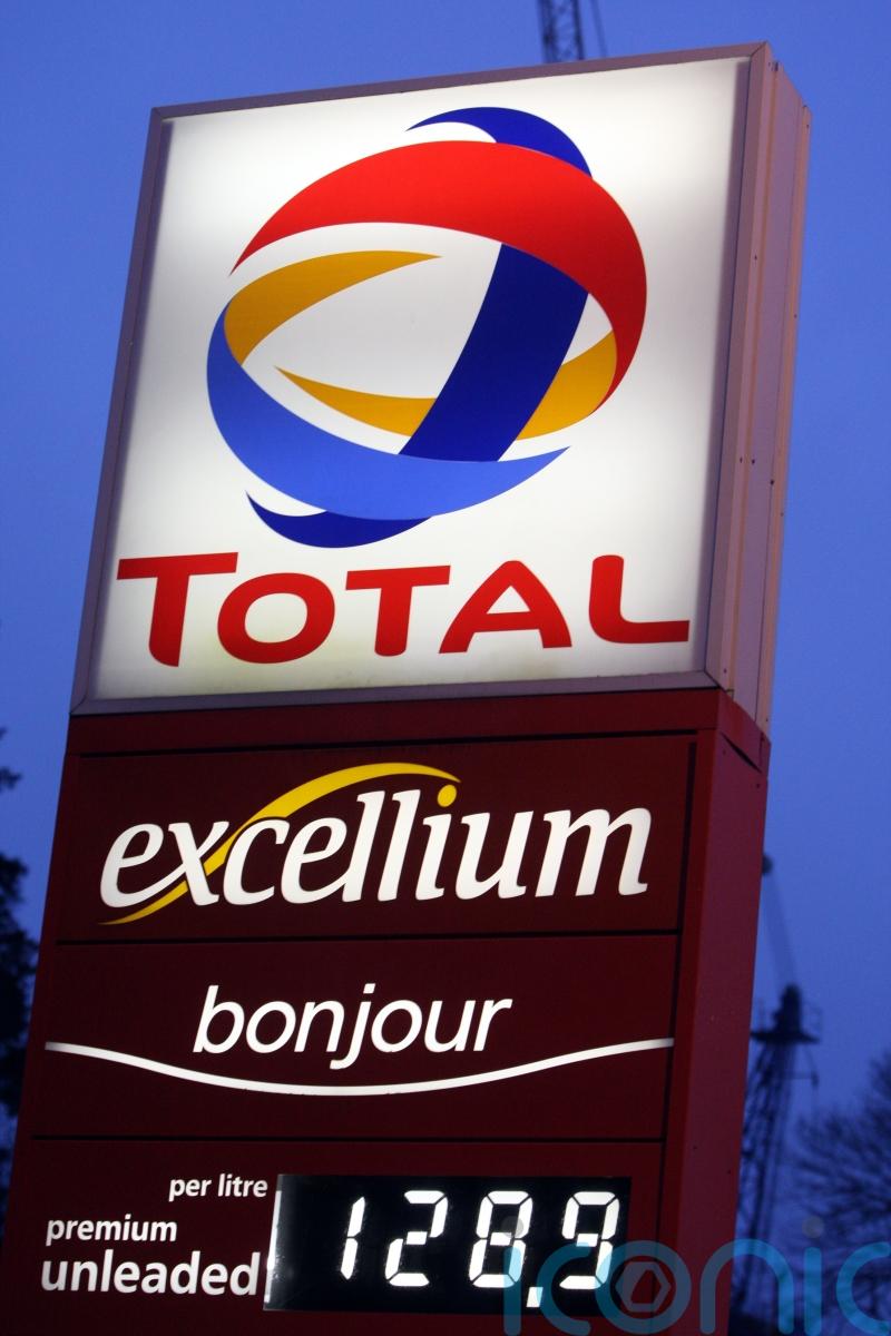 Total agrees to halt new Russia funding but will keep existing projects