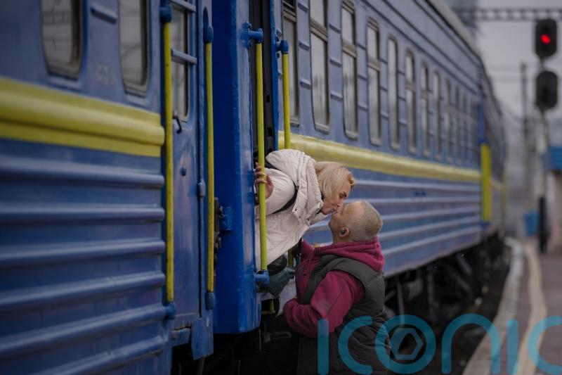 Ukrainian refugee exodus exceeds one million in a week
