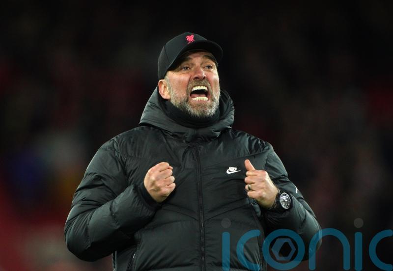 Michael Owen urges Liverpool to keep Jurgen Klopp as long as they can
