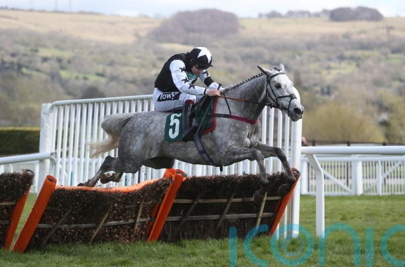 Cheltenham reunion for Frost and Martello Sky
