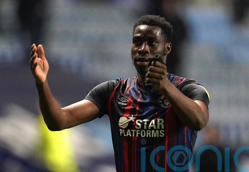 Elijah Adebayo improves Luton’s play-off hopes with winning goal at Coventry