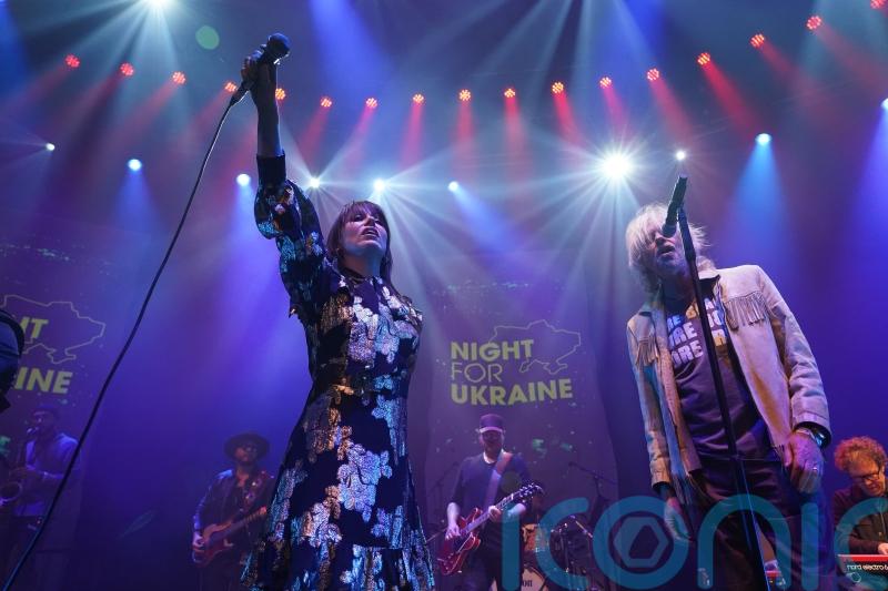 Bob Geldof shows solidarity with Ukraine at fundraising event