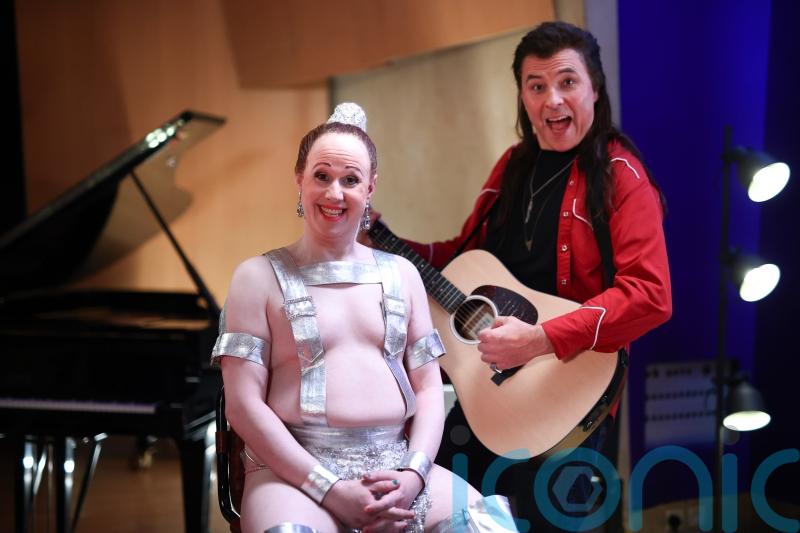 Lucas and Walliams to impersonate Miley and Billy Ray Cyrus in comedy special