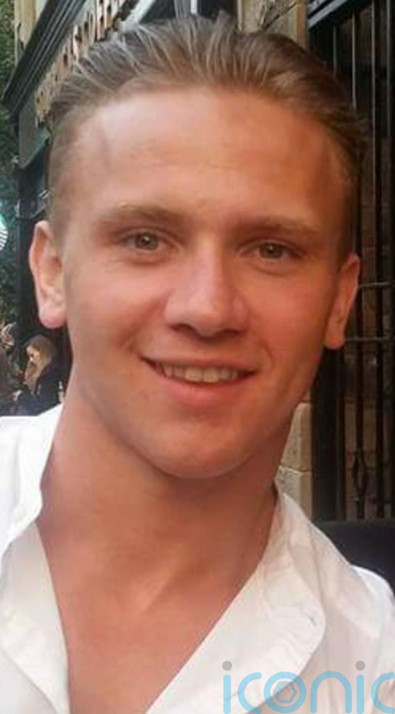 Bin lorry driver saw ‘smartly-dressed’ man in pink shirt, McKeague inquest told