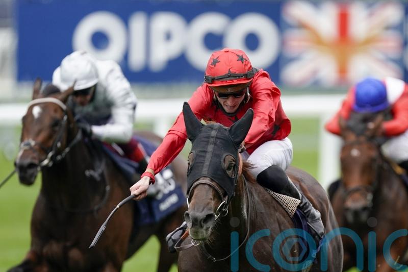 The Revenant thrills on return to action at Saint-Cloud