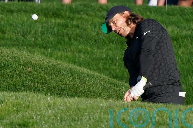 Tommy Fleetwood shrugs off weather delay to make brilliant start at Sawgrass