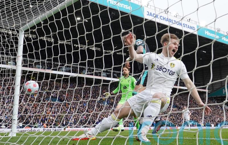 Joe Gelhardt nets last-gasp winner for Leeds after late drama at Elland Road
