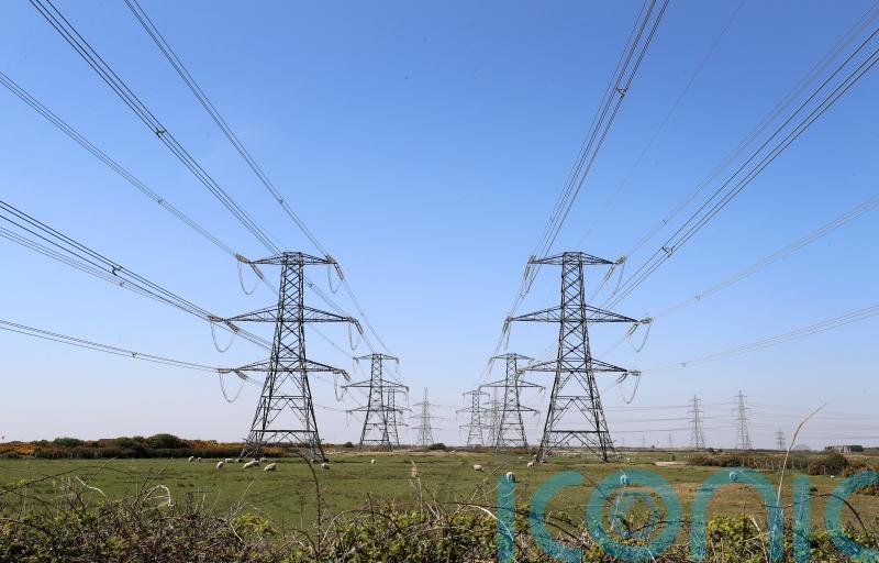 Government mulls plans to ask coal plants to stay open