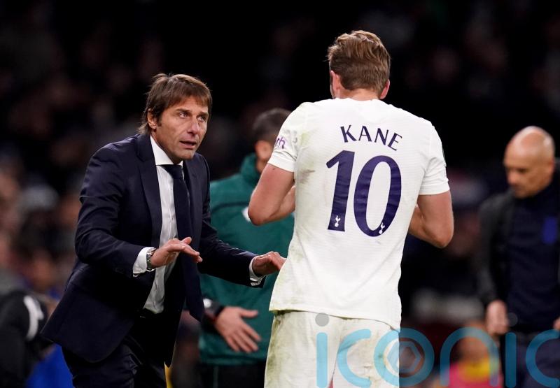 Antonio Conte asking Spurs stars to give even more in push for top-four finish
