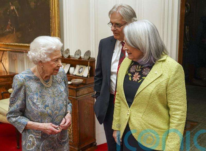 Queen has afternoon tea with Canada’s Governor General at Windsor