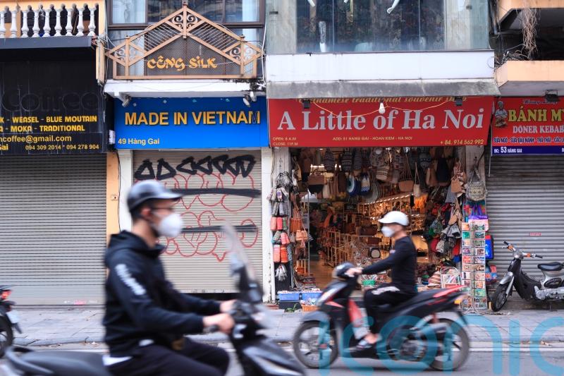 Vietnam drops Covid restrictions for foreign visitors