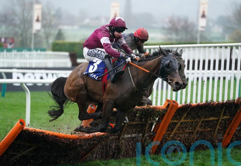 Commander of Fleet takes charge at Cheltenham for Elliott