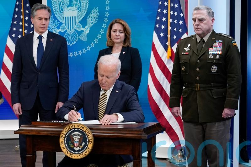 Joe Biden: US will send more weapons to aid Ukraine in defence against Russia