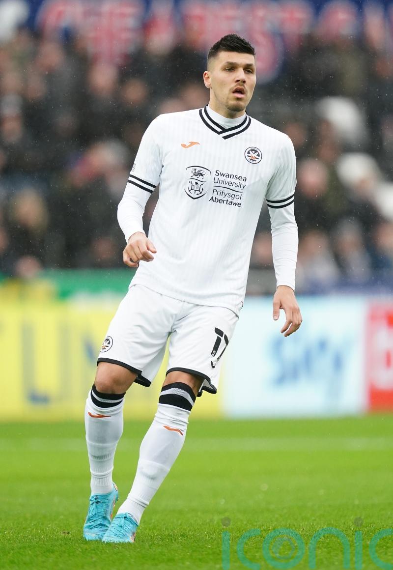 Joel Piroe’s added-time winner for Swansea plunges Posh deeper into trouble