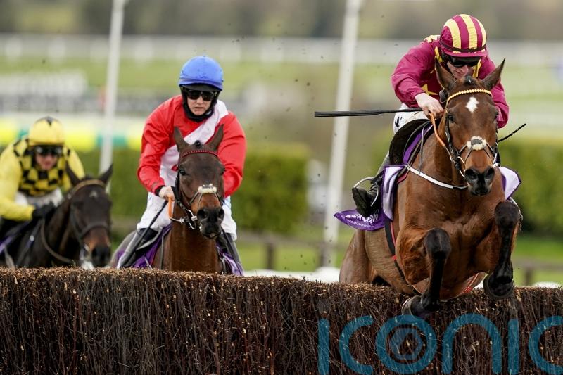 A Plus Tard ‘has stamina and class’ to win Gold Cup