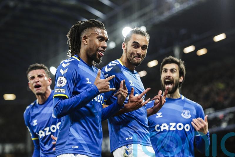 Alex Iwobi boosts Everton survival bid with late winner against Newcastle