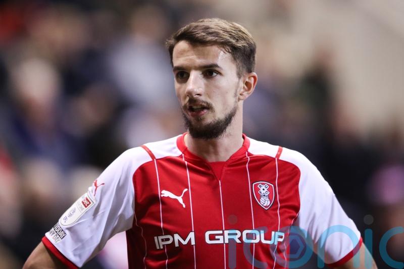 Rotherham waiting on Dan Barlaser and Ollie Rathbone ahead of Shrewsbury game