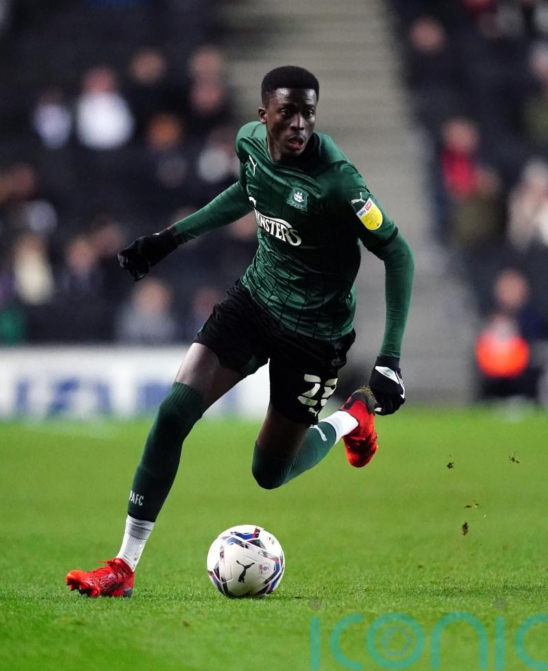 Plymouth brush aside 10-man Accrington to claim fifth successive win