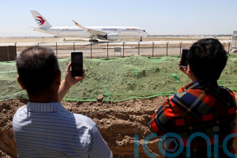 Plane carrying 132 people crashes in southern China