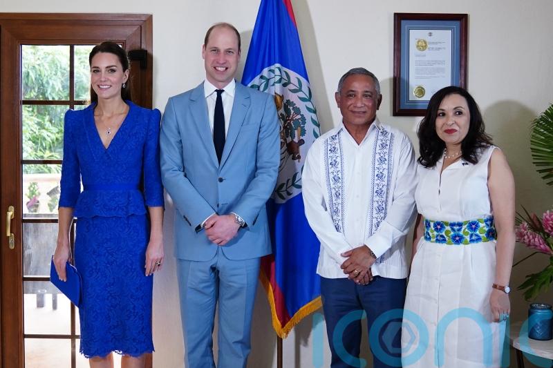Kate and William go diving along world’s second-largest barrier reef