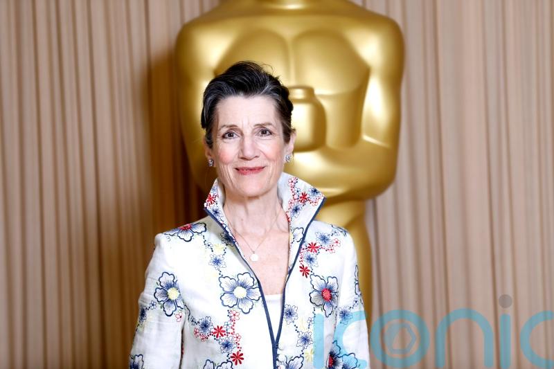 Host of stars to read poetry at event raising money for Ukrainian refugees