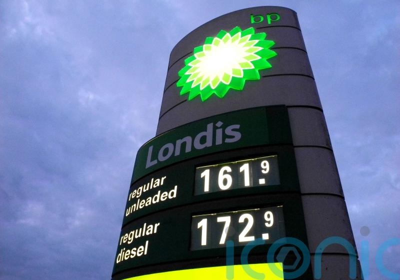 Forecourts not passing on fuel duty cut to drivers, says AA