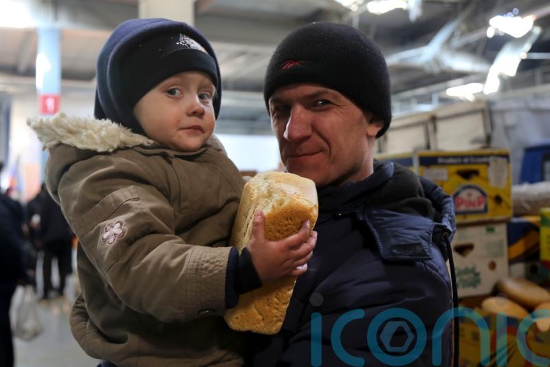 UK to provide food supplies worth £2 million to encircled Ukrainian areas