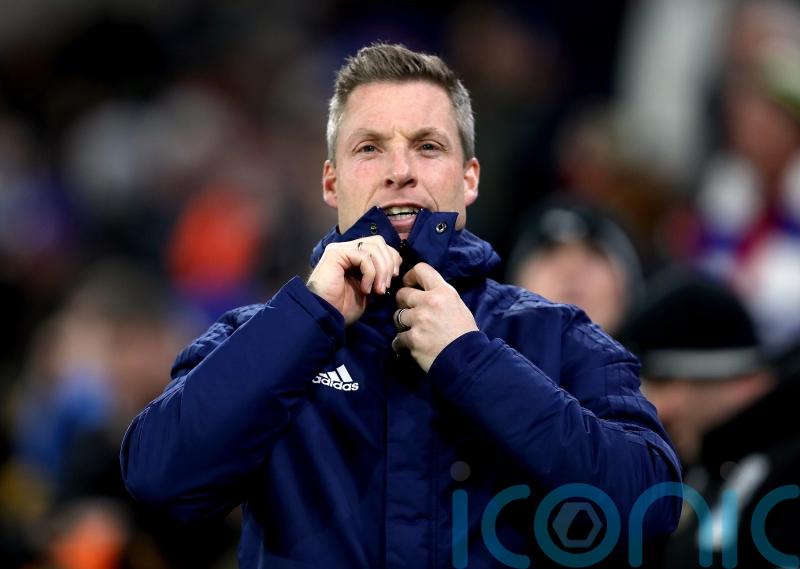 Gills boss Neil Harris: It’s about finding a way to win at this stage of season