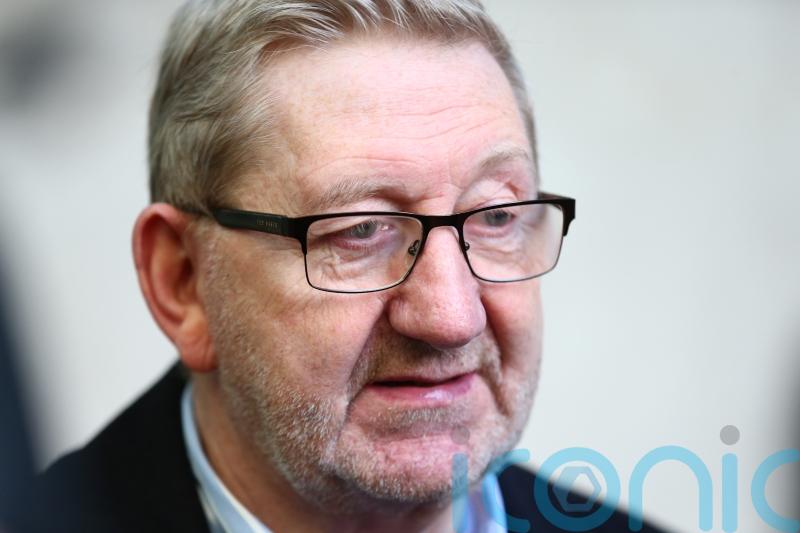 Len McCluskey urges unions to use ‘leverage’ against P&O after sackings
