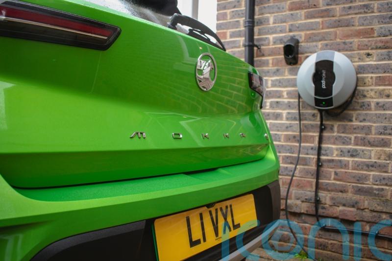 Driveway rental firm steps in to replace £350 home electric car charging grant