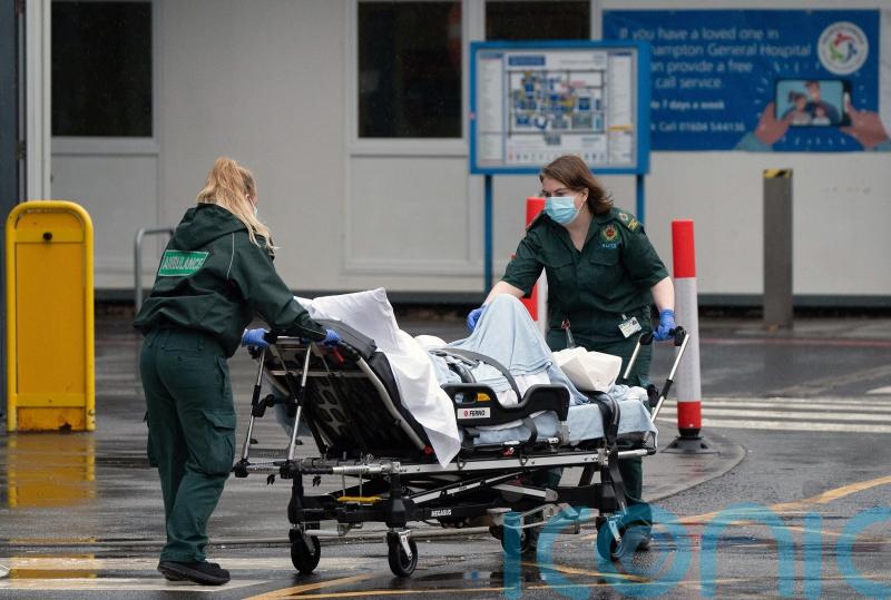 More than 9,000 new Covid-19 infections in Scotland as hospital cases rise again