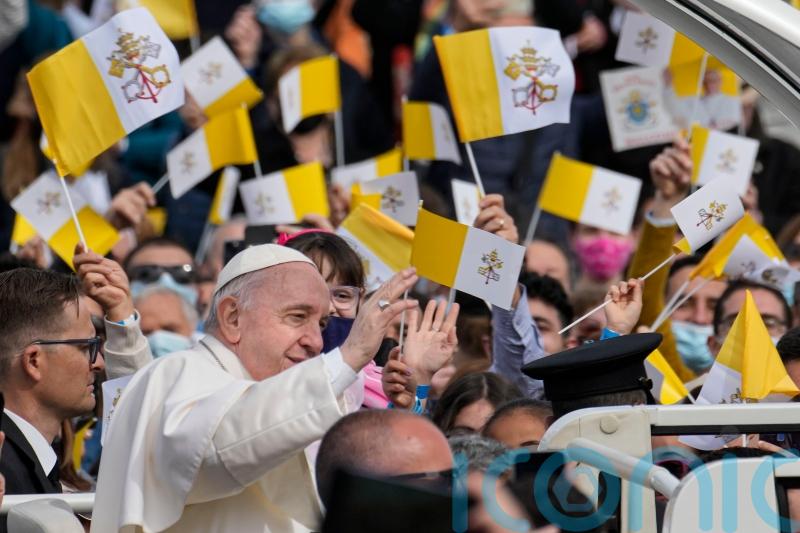 Pope prays for end to ‘sacrilegious’ war and urges kindness to refugees