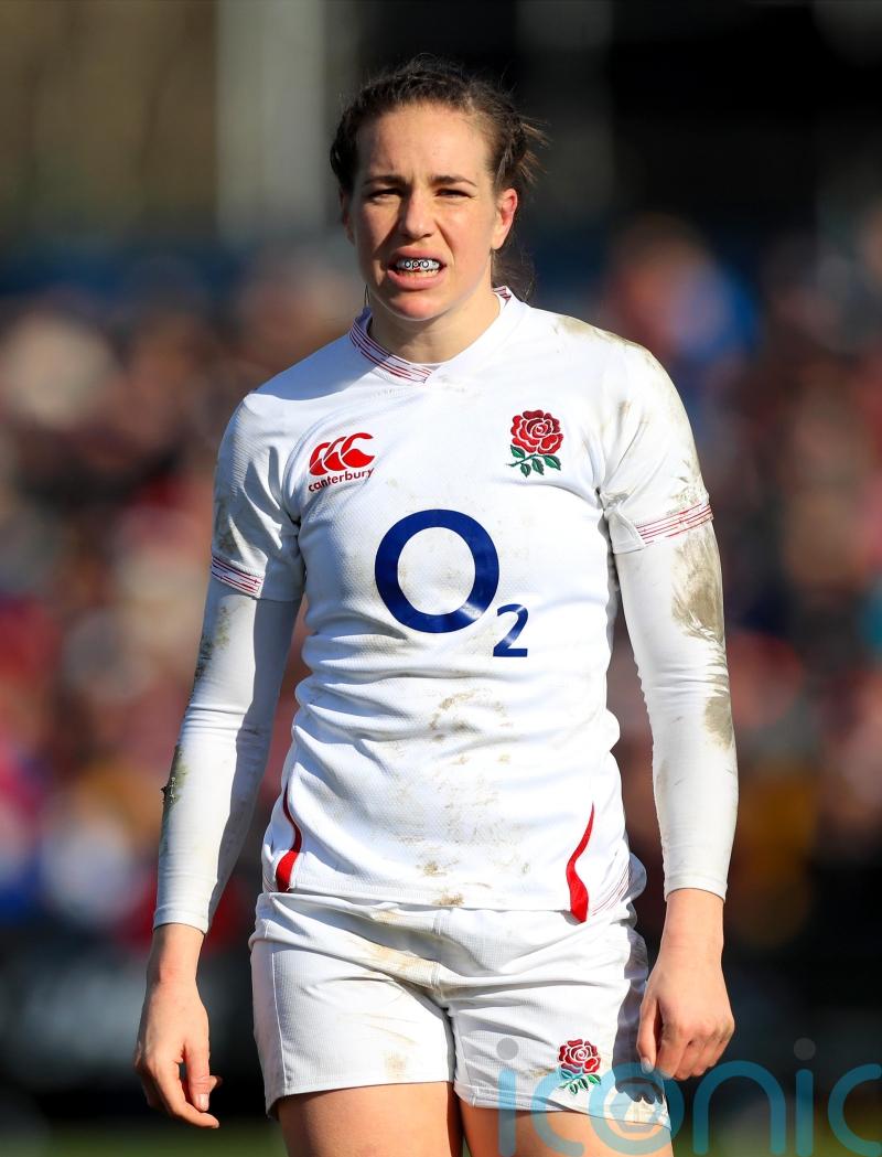 Emily Scarratt reaches England half-century in rout of Italy