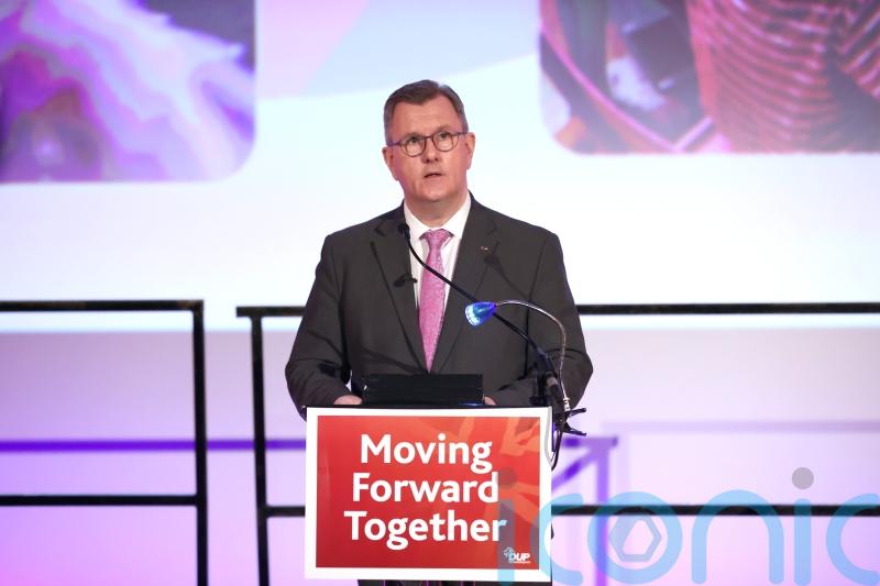 DUP will not return to executive without removal of sea border, Donaldson vows