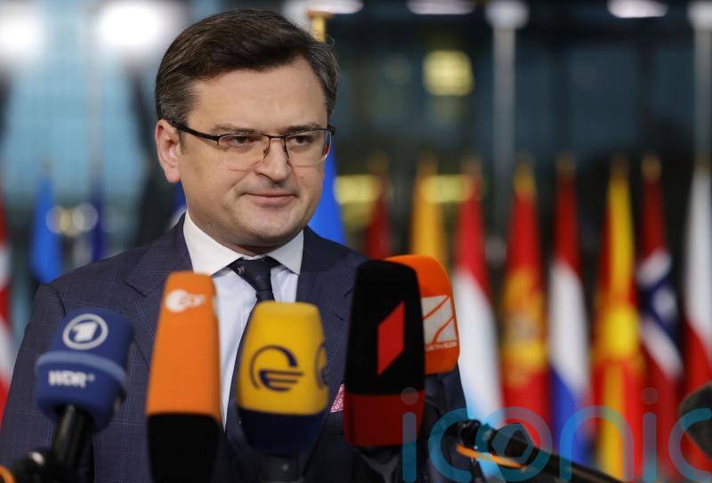 Ukraine appeals for Nato help as fears grow for eastern regions