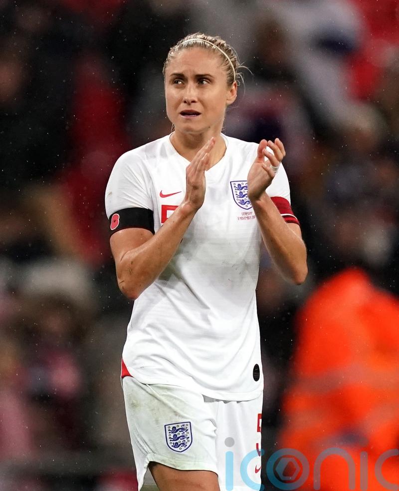 Sarina Wiegman speaks up for ‘disappointed’ Steph Houghton
