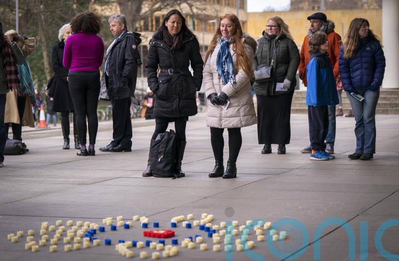 Ukrainian at Edinburgh vigil urges people to remember conflict