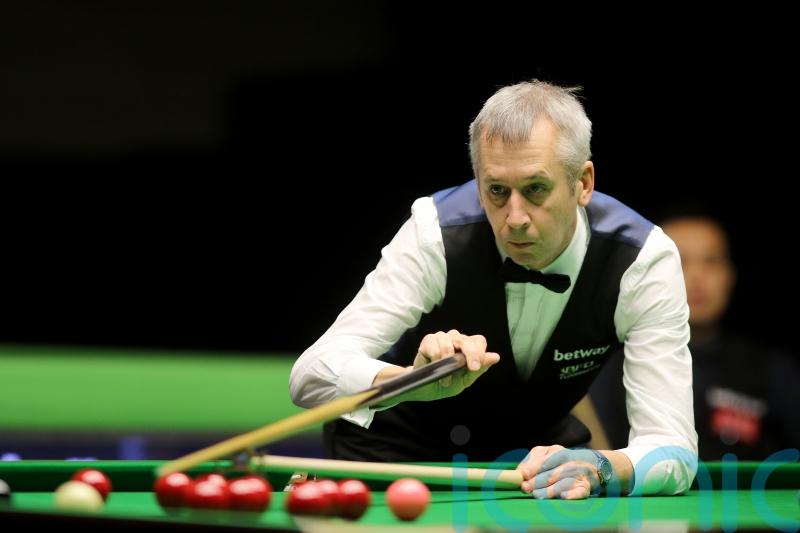 Nigel Bond retires from snooker after World Championship qualifying exit
