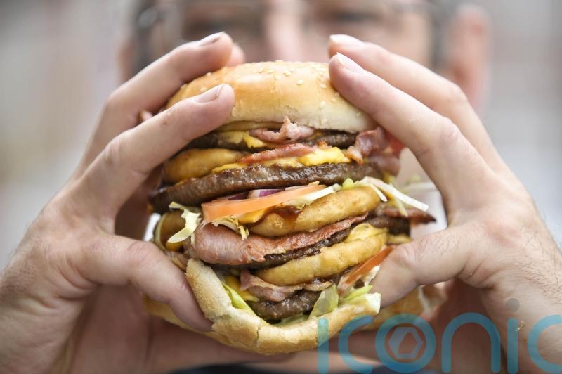 Calorie counts on menus could help Scots make healthier choices, says minister