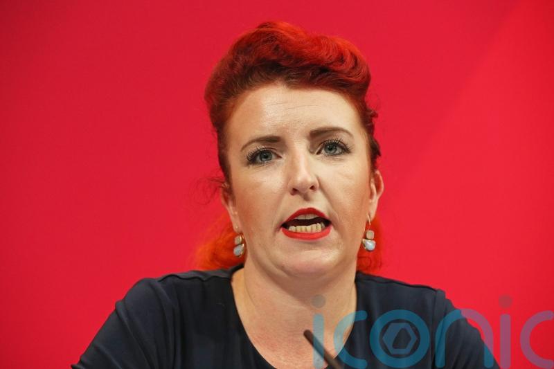 Labour calls on ministers to act to prevent Easter travel chaos