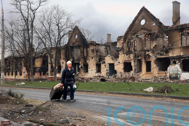 Mariupol mayor says siege has killed more than 10,000 civilians