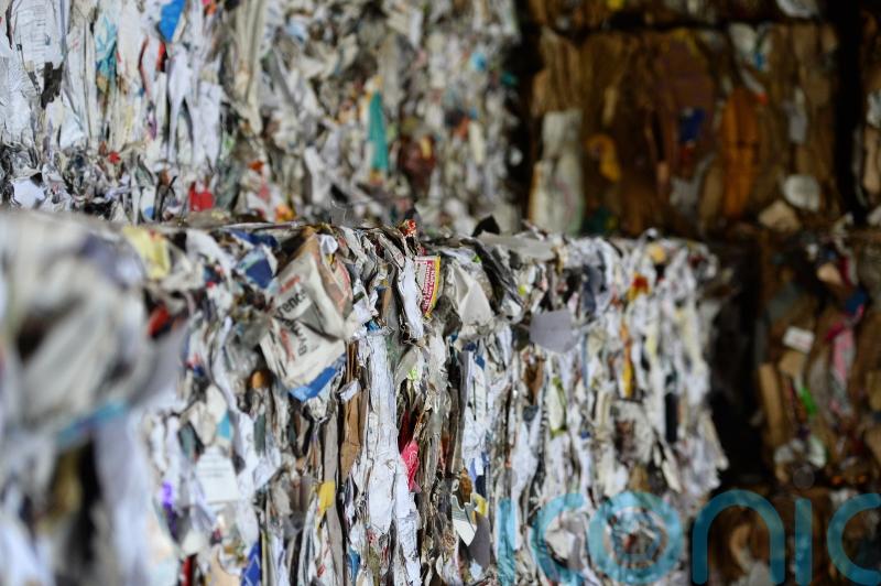 Ban all rubbish exports to crack down on waste crime, Environment Agency urges