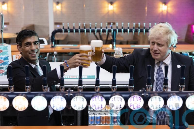 Boris Johnson and Rishi Sunak to be fined over lockdown parties