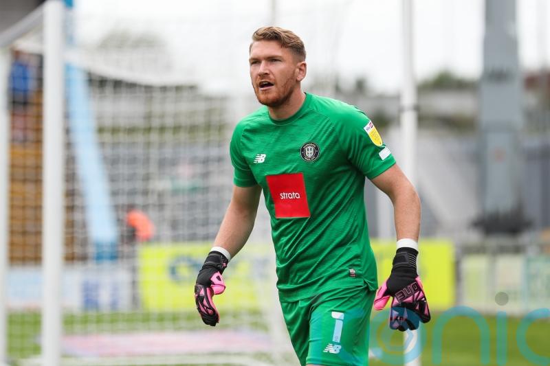 Harrogate keeper Mark Oxley misses Swindon game and rest of term with broken leg