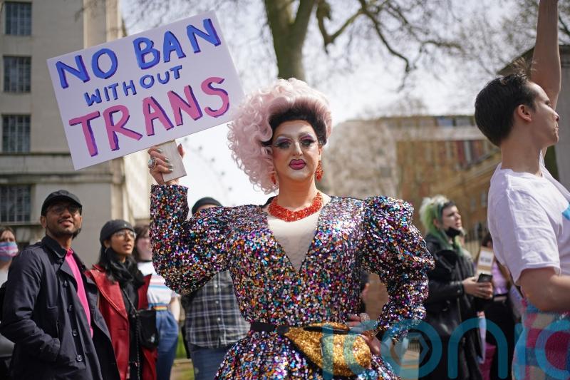 Teachers call for ban on conversion therapy for trans pupils